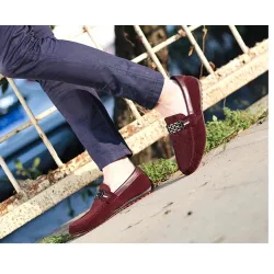 Fasjonable loafers for menn - grunne semskede sko