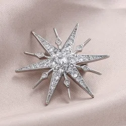 Luksuriøs stjerneformet brosje - cubic zirconia