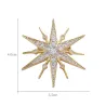 Lyxig stjärnformad brosch - cubic zirconia