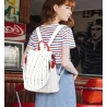 Fashionabla ryggsäck - stöldskydd - läder - nitar stjärnor - stor kapacitet
