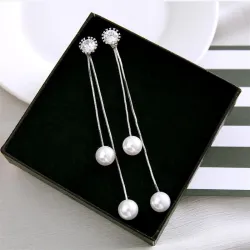 AretesPendientes largos elegantes con perlas / cristal