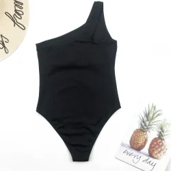 Sexy gerippter Badeanzug – schulterfrei – ausgeschnittenes Design