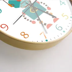 Stilig barneveggklokke - kvarts - retro robotdesign