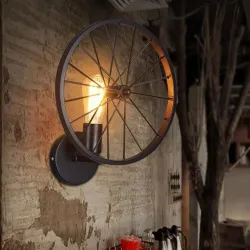 Applique murale rétro - lampe en métal - design roue industrielle