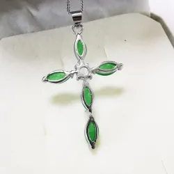 Sølv halskæde - grøn jade smaragd kors vedhæng - 925 sterling sølv