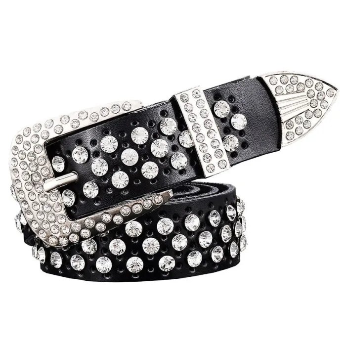 Fasjonabelt skinnbelte - med hull / rhinestones - metallspenne