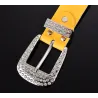 Cinto de couro da moda - com furos / strass - fivela de metal