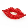 Lèvres en cristal rouge - broche