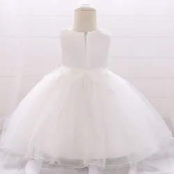 Robe fleurie en dentelle - avec noeud - cristaux - sequins