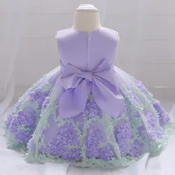 Elegant pigekjole - blomsterchiffon - lynlås - sløjfe