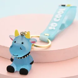 Resin cow / bull - keychainKeyrings