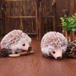 Pindsvin nøglering - plys pom pom