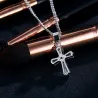 CollaresColgante en forma de cruz de cristal - con collar