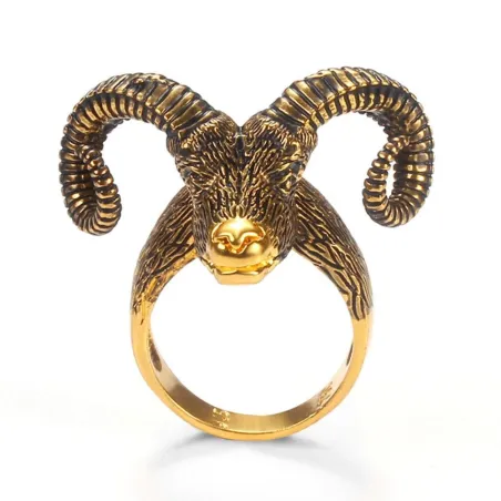 Stort fårehorn - gedehoved - ring i punk stil