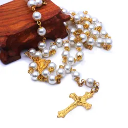 Chapelet perles rouges/blanches