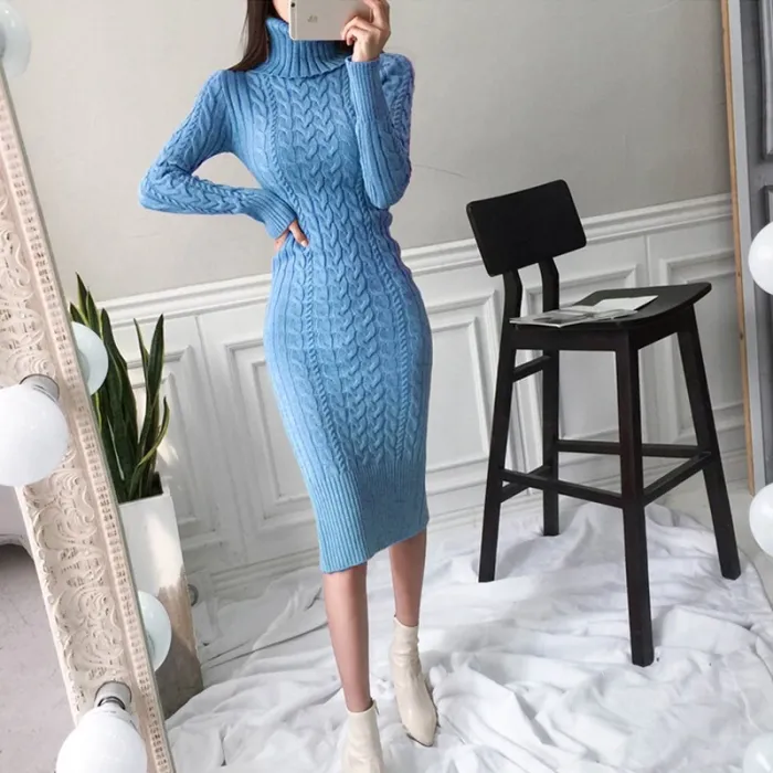Strikket vinterkjole - med turtleneck