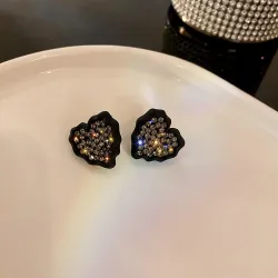 AretesPendientes negros en forma de corazón - con cristales