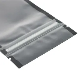 Återförslutningsbara plastpåsar - mattsvart / klar - 7,5 * 13 cm - 100 stycken