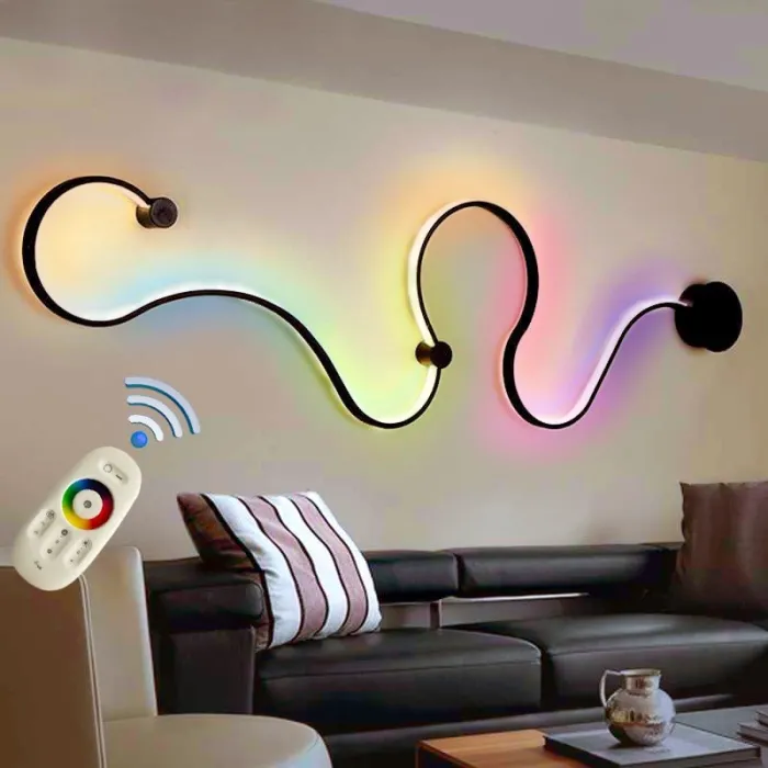 Nowoczesna lampa ścienna - LED - Pilot RGB - S - W - kształt liniiKinkiety