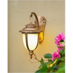 Lampada da parete per esterni retrò - impermeabile