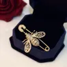 Abeille en or brillant - broche en cristal