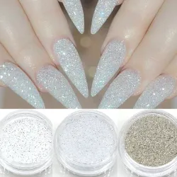 Glänsande nagelglitter - vita gnistrande flingor - sandigt puder