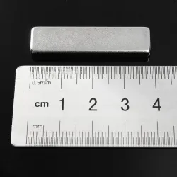 N52 - neodymium magnet - super strong rectangular block - 40mm * 10mm * 4mm - 5 piecesN52