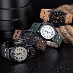 Fashionable military quartz watch - leather strap - unisexWatches