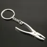 Pince en métal - porte-clés