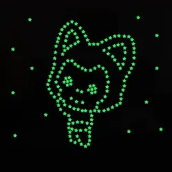 Estrelas que brilham no escuro - adesivos de parede / teto - 3cm - 50 peças
