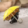 Katze mit Regenschirm - Emaillebrosche