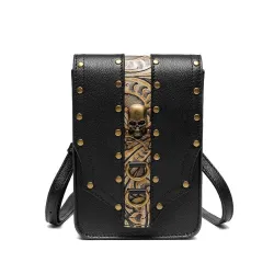 Kleine Umhängetasche aus Leder - Punk-Stil - Totenkopf / Nieten