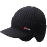 Warme Winter-Strickmütze - mit Schirm / Ohrenschutz
