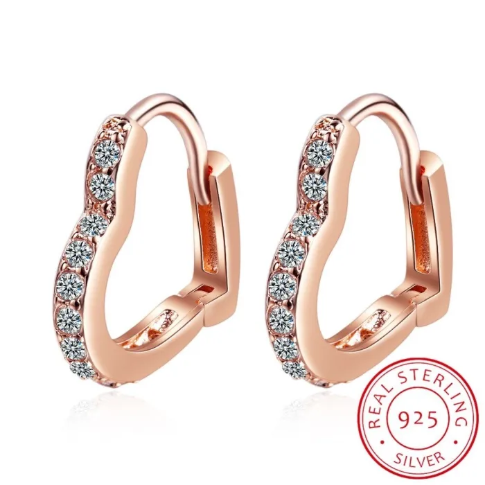 Elegante hjerteformede øredobber - med zirkon - 925 sterling sølv