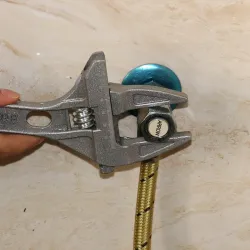 Chiave regolabile multifunzionale - chiave universale - vite per tubo dell'acqua - strumento di riparazione bagno / bicicletta