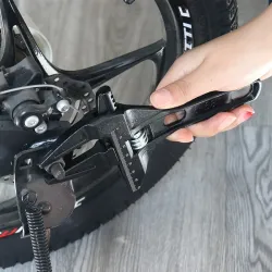 Chiave regolabile multifunzionale - chiave universale - vite per tubo dell'acqua - strumento di riparazione bagno / bicicletta