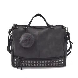 Vintage nubuck skinnveske med nagler / pels pom pom