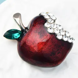 Eplebrosje - med rhinestones