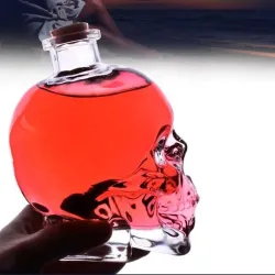 Skull shaped glass decanter - for vodka / whiskey / wine - 180ml - 400ml - 750mlBar supply
