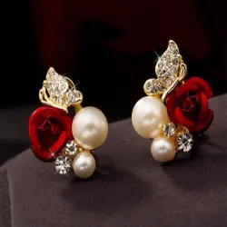 Clous d'oreilles élégants - rose rouge / perles / papillon - cristaux