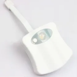 Veilleuse LED - lampe de toilette - détecteur de mouvement - 8 couleurs