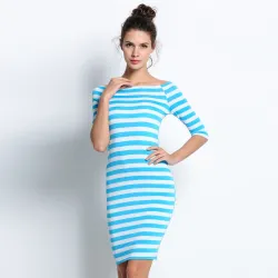 Off shoulder stripete kjole - slank