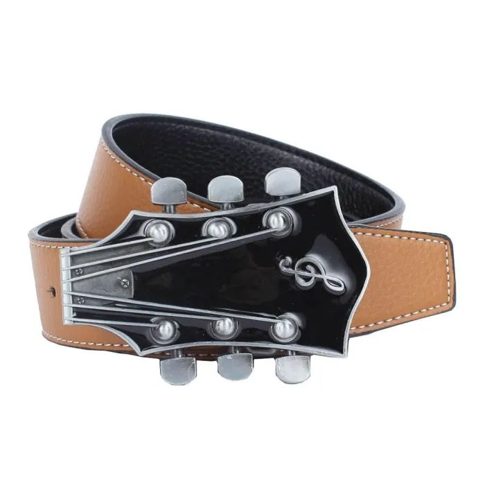 Læderbælte med metalguitarformet spænde