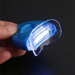 Blanqueamiento dentalBlanqueamiento dental con luz LED