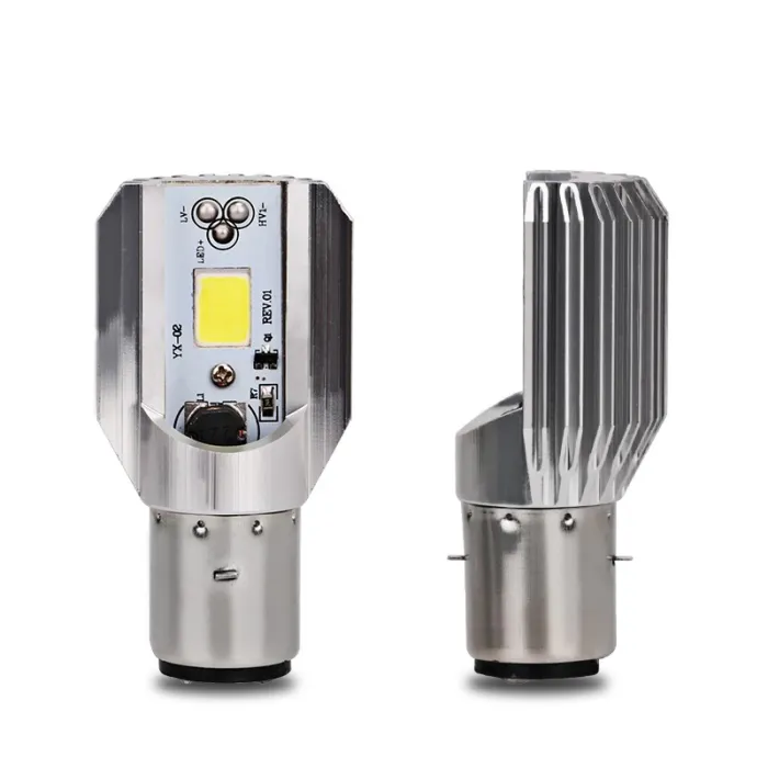 Moottoripyörän LED-ajovalon polttimo - H6 BA20D - 6000K