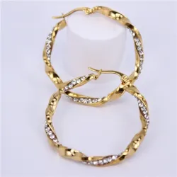 Boucles d'oreilles créoles dorées avec cristaux