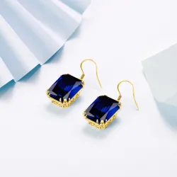 Boucles d'oreilles de luxe en or avec saphir bleu
