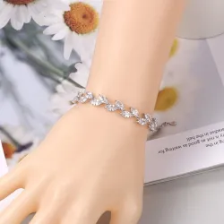 Armbånd av sølv i krystallblader