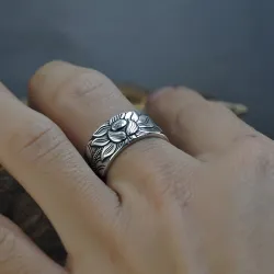 Buddhistisk hjerte sutra ring - lotus - sølv - kan endre størrelse - unisex