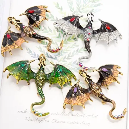 Krystal drage - vintage broche